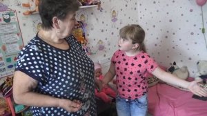 ГРИФЕРША УКРАЛА 126 000 РУБЛЕЙ У БАБУШКИ В РЕАЛЬНОЙ ЖИЗНИ ДЛЯ АДМИНКИ В МАЙНКРАФТ!