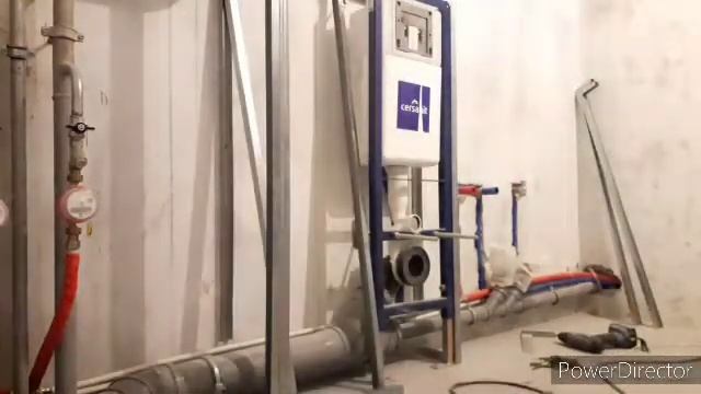 короб из гипсокартона под инсталляция и трубами. смотреть онлайн