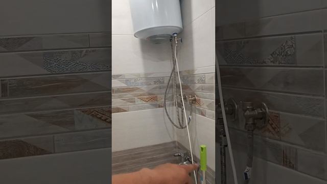 Когда летом отключили горячую воду что делать? смотреть онлайн