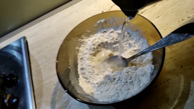 SZTRULI (ШТРУЛИ, МЯСО С КАРТОФЕЛЕМ И МАКАРОНАМИ) смотреть онлайн