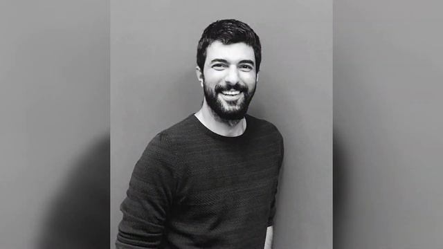 ¡El famoso actor Engin Akyürek agradeció a sus fans con estas palabras en su nuevo cumpleaños! смотреть онлайн