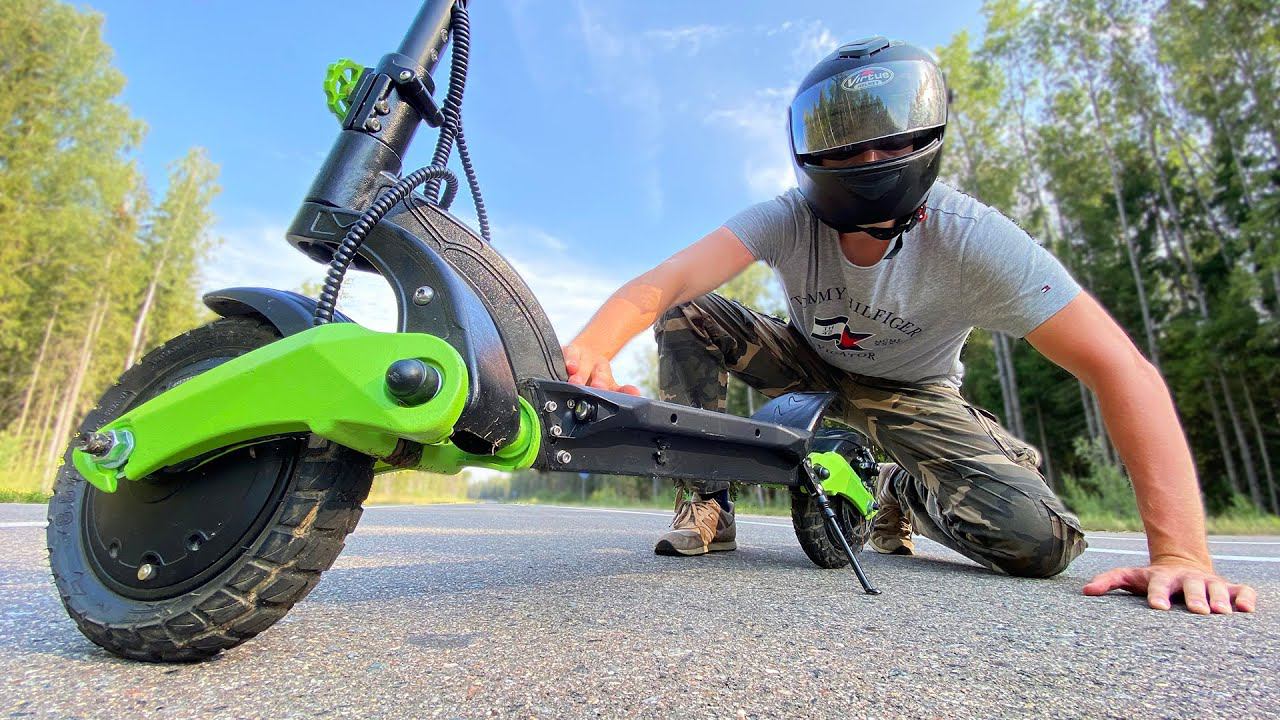 Заслали мощный 2х2 электросамокат на маятниковой подвеске! Прыжковый Cyberbot! смотреть онлайн