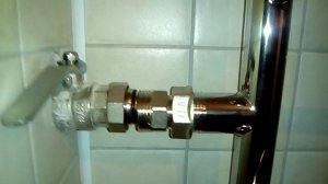 Как и чем подсоединить полотенцесушитель.