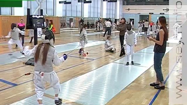 Юные рапиристы страны посоревнуются в Курске смотреть онлайн