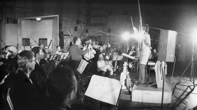 The Beatles - A Day In A Life (Isolated Orchestra) смотреть онлайн