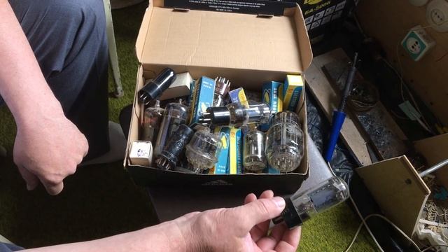 #1 Как сделать ламповый усилитель. Немного теории о радиолампах смотреть онлайн