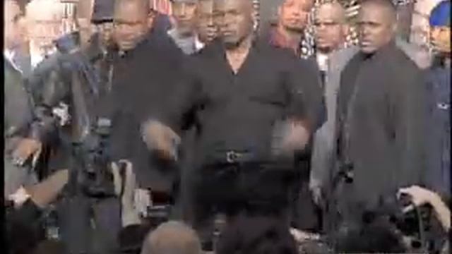 Mike Tyson Flips out at Tyson-Lewis Press Conference Jan 22
