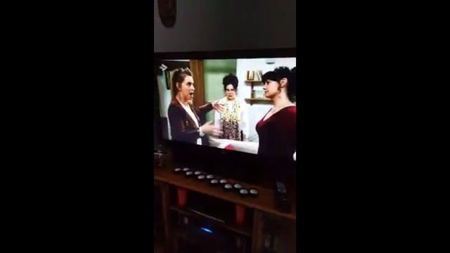 Emmerdale Glasgow Kiss So Funny смотреть онлайн
