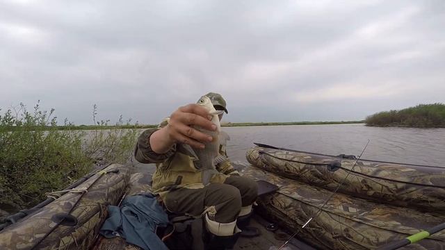 Рыбалка на Илистой Приморский край. Ураган, Карась, Сазан. смотреть онлайн