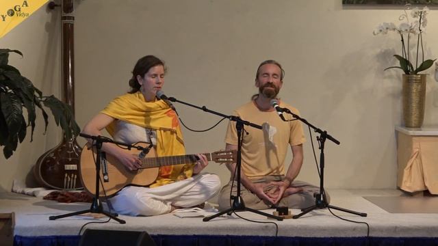 Shri Guru Jaya Guru by Shankara and Amana смотреть онлайн