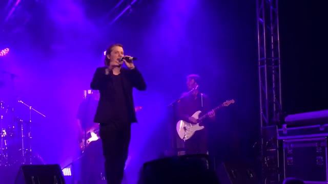 Benabar - L'effet papillon - Festival Terre des hommes смотреть онлайн