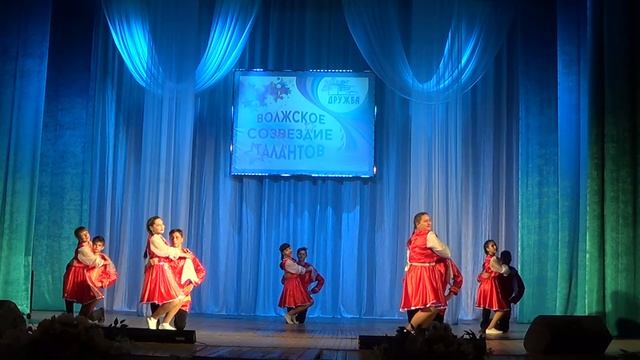 Танец «Калинка» Танцевальная группа «АССОРТИ» ДК «Октябрьский» Энгельсского района смотреть онлайн