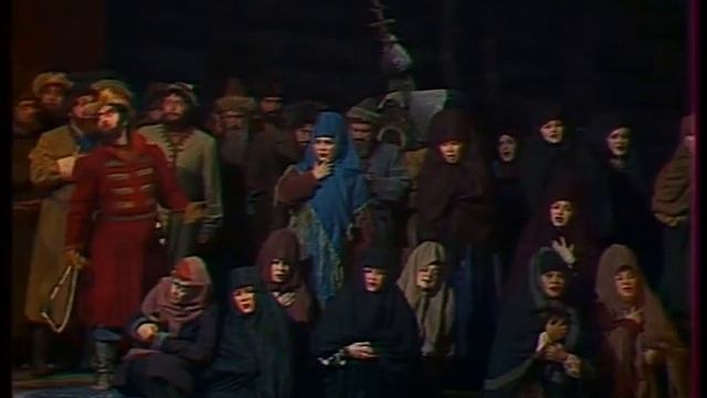Мусоргский. Борис Годунов. Вступление и хор. На кого ты нас покидаешь смотреть онлайн