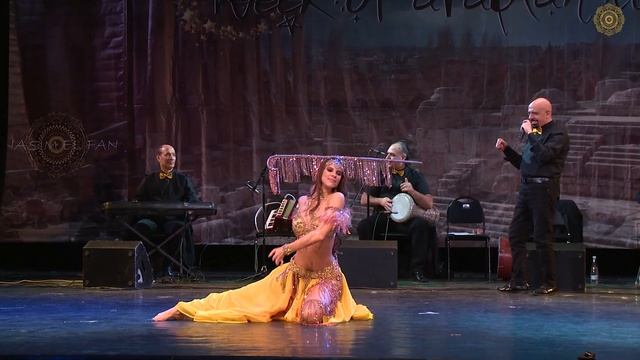 Великолепный танец живота с живой музыкой! Great belly dance with live music! смотреть онлайн