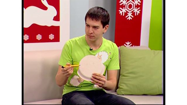 Василий Баранов — Праздничные маски из картонных тарелок (29.12.2008)