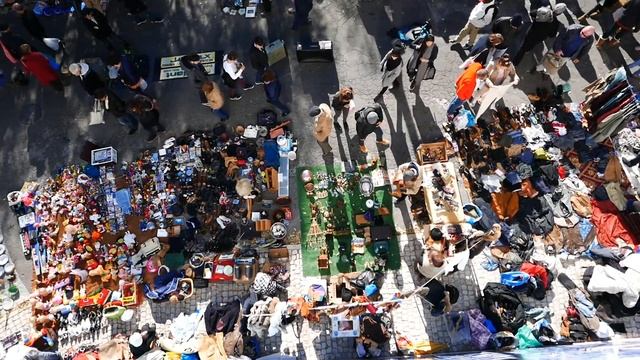 The Feira Da Ladra: THE THIEVES’ MARKET in Lisbon смотреть онлайн