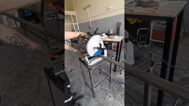 Steel Pipe Cutting with Bosch GCD 12JL TCT Saw Blade 48.3x1.50mm