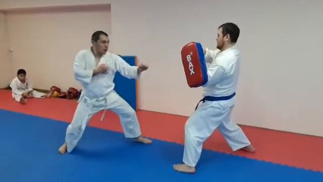 Кузнецов Алексей и старшие ученики. Спорт. Дети. Взрослые. Каратэ (KARATE). Сургут. смотреть онлайн