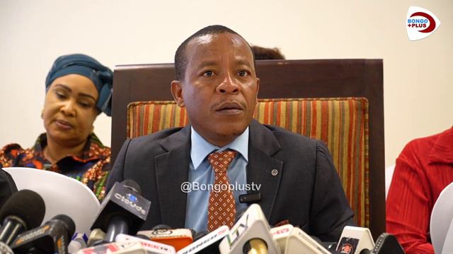 "WANASIASA WENGI NI WANAFKI KWA RAIS, WANAJIFANYA WANAMPENDA UNAFKI MTUPU..." STEVE NYERERE смотреть онлайн