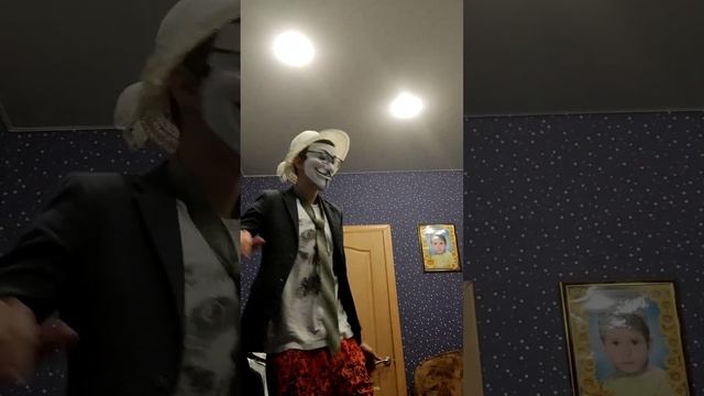 Я фанат Артура Пирожкова! смотреть онлайн
