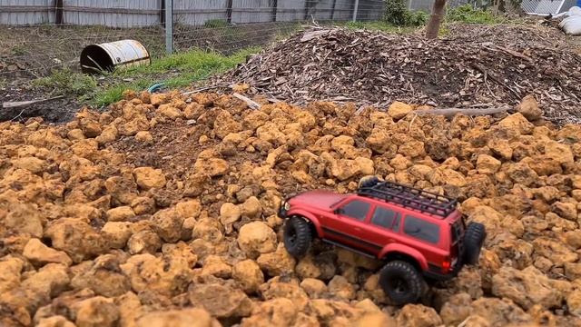 1/18 scale Rochobby Katana Toyota Landcruiser LC80 4x4 short video смотреть онлайн