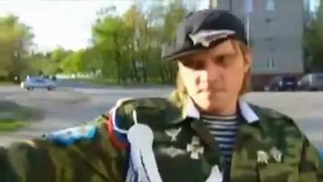 Даёшь молодёжь! Гопники Башка и Ржавый — Десантник смотреть онлайн