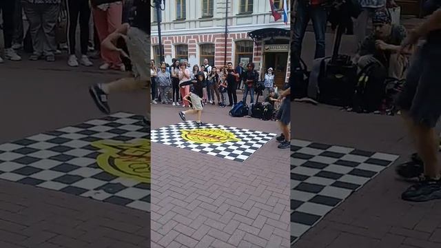 22 августа 2020 г. брейк данс смотреть онлайн