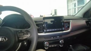 Kia Stonic. Яркий, приятный городской