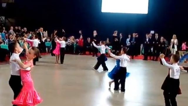 Медлиний вальс смотреть онлайн