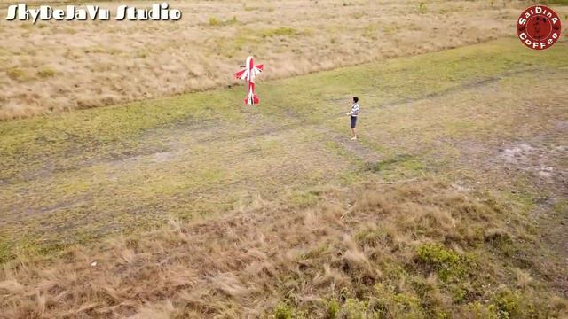 Drone vs Aeroplane смотреть онлайн