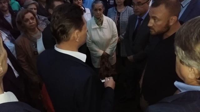Общение. Префект СЗАО на стройке. Подмосковная 16. 24.05.2017 смотреть онлайн