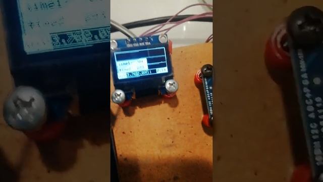 ESP8266 + 0.96 Led ii2c экран + 16битный 4х канальный ацп ads1115 + 4 5 кОм переменных резистора... смотреть онлайн