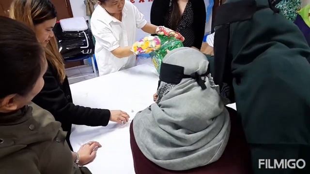 How to make & How to play OVEN MITT GAME | CHRISTMAS GAME | Holiday Game| Christmas 2021 смотреть онлайн