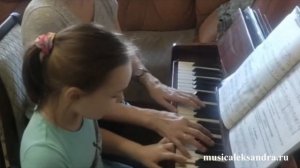 Казачок  Украинская народная песня. Обучение игре на фортепиано.