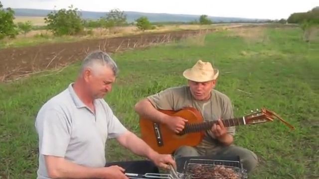 Поспели Вишни в саду у Дяди Вани... смотреть онлайн