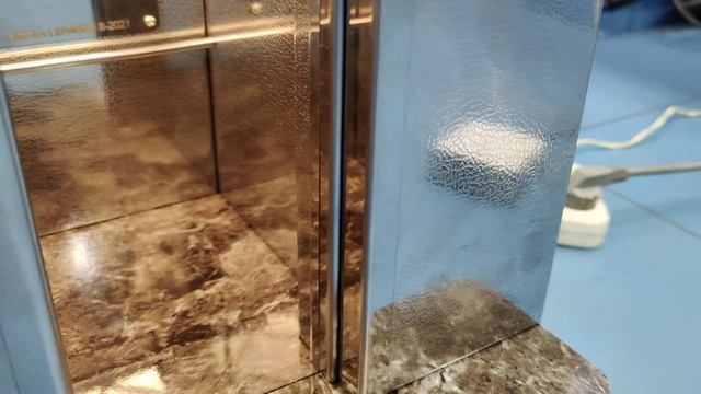 New little elevator doors. Пытаюсь подружить двери лифта и шахты смотреть онлайн