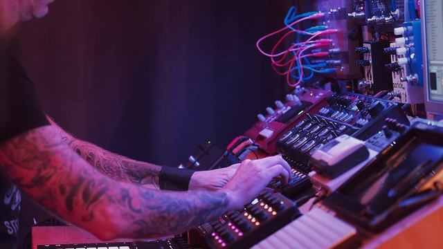 Angular Distance Amplifier - Mutable Instruments Elements смотреть онлайн