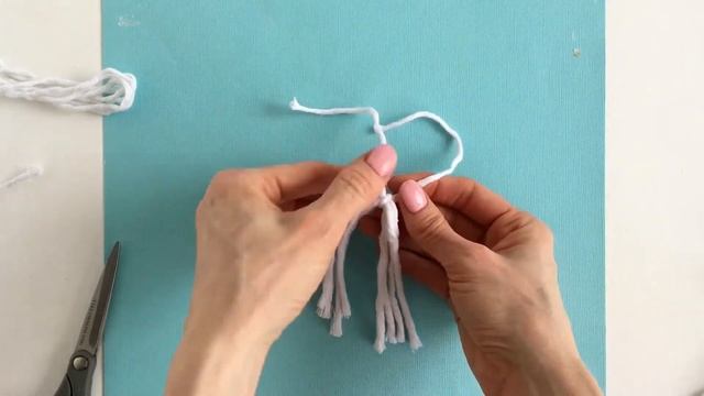 Плетём небольшое панно "Три кисточки" в технике макраме / макраме для начинающих смотреть онлайн