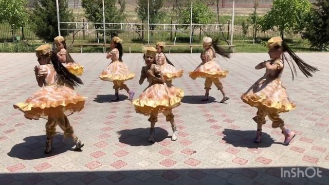 Узбекские танец «Уч патир». Uzbekcha “Uch patir” raqsi Hulkar Abdullayeva смотреть онлайн
