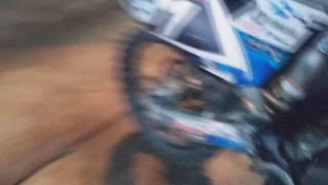Обзор Yamaha YZ250F смотреть онлайн