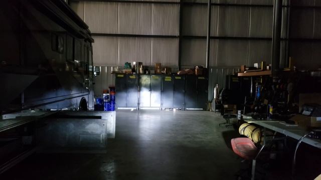 RV headlight retrofit upgrade comparison - Beaver Monterey - Monaco Windsor - Lincoln Navigator смотреть онлайн