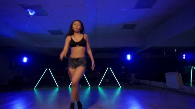 PUSSYCAT DOLLS - REACT | High Heels Choreography смотреть онлайн
