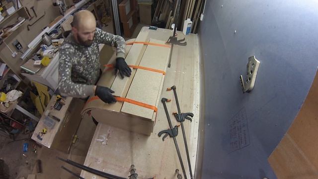 Радиусная стойка, фасад смотреть онлайн