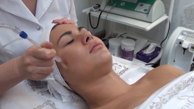 Газожидкостный пилинг лица Jet Peel смотреть онлайн