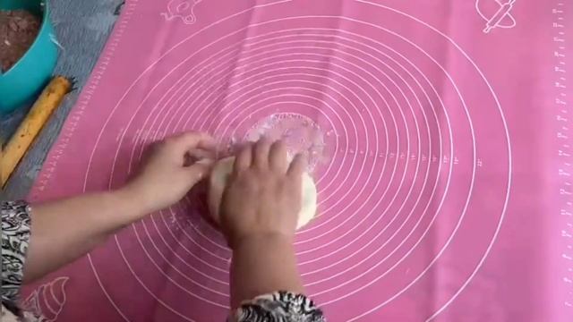 Рулет-ханум с фаршем и рисом. Быстро и очень вкусно! смотреть онлайн