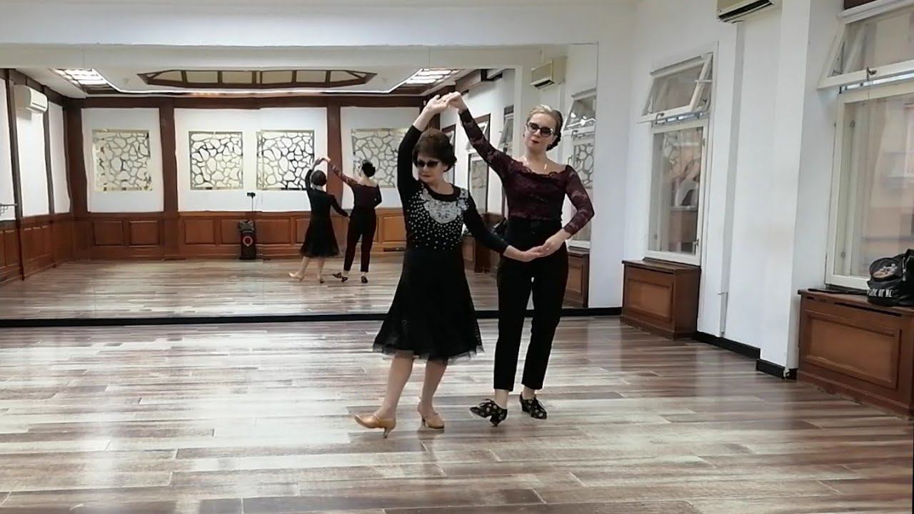 Сибирская кадриль (Карагезова И.В. + Калараш Л.С.). Танцуем правильно смотреть онлайн