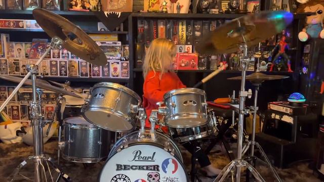 6YR OLD DRUMMER “RYDER B” COVERS “KILLING IN THE NAME” by RAGE AGAINST THE MACHINE смотреть онлайн