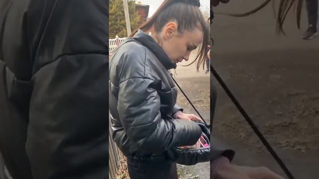 БЕЗУМНЫЙ ПАША. РОДИТЕЛИ МЕШАЮТ РУСЛАНУ ГИТЕЛЬМАНУ И КАТЕ БЫТЬ ВМЕСТЕ. А ОНИ ПОХОДУ ЛЮБЯТ ДРУГ ДРУГА смотреть онлайн