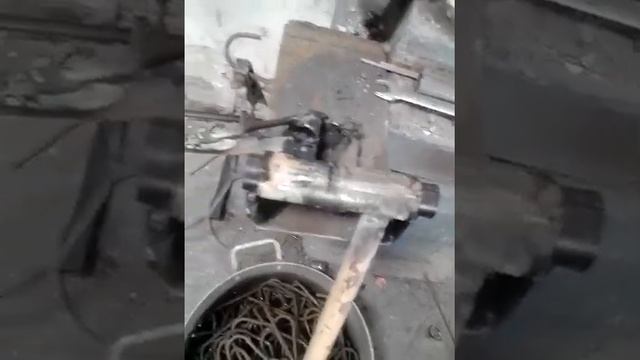 Мастер по металлу ! Изготовление вешалок для одежды в рекордные сроки смотреть онлайн