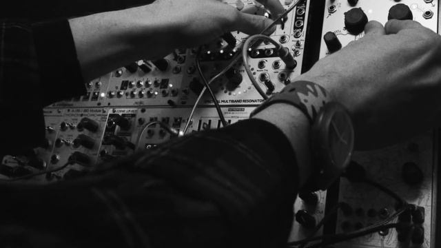 Ornament & Crime Eurorack Euclidean Rhythms 4MS SMR Ambient Beats смотреть онлайн